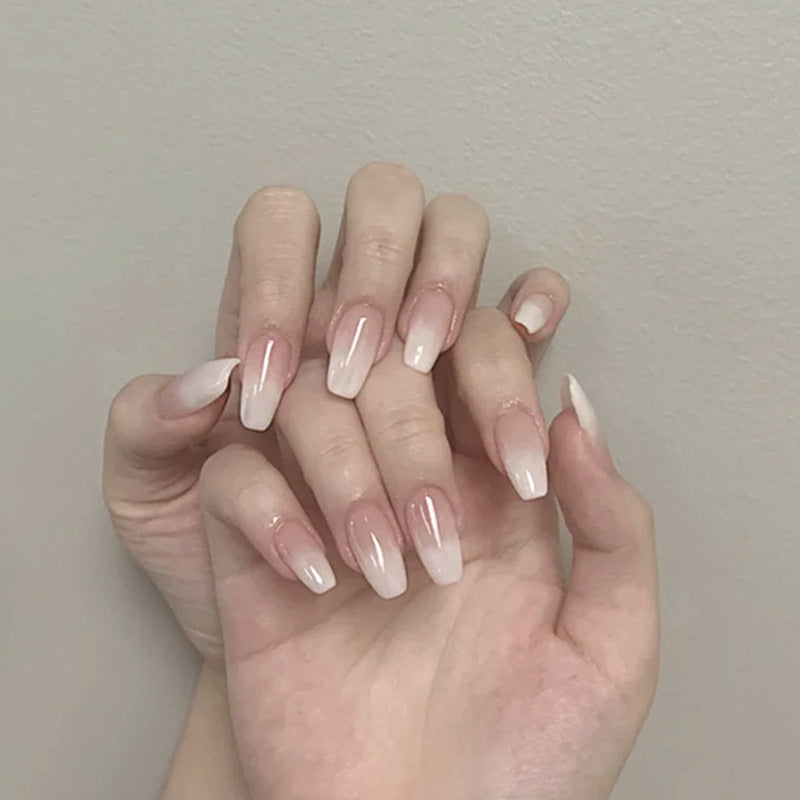 Wearable false nails Secondary image